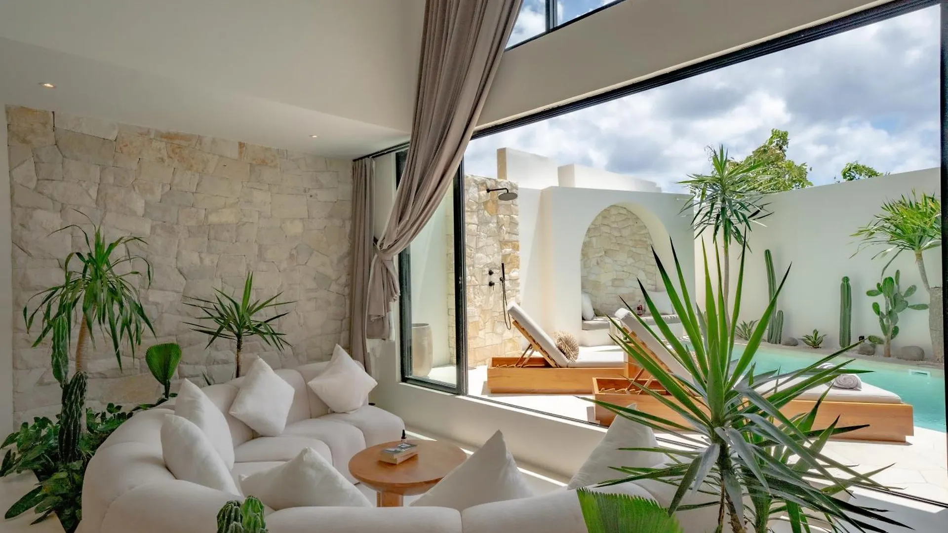 7Seas Bingin Villa Pecatu  Indonesia
